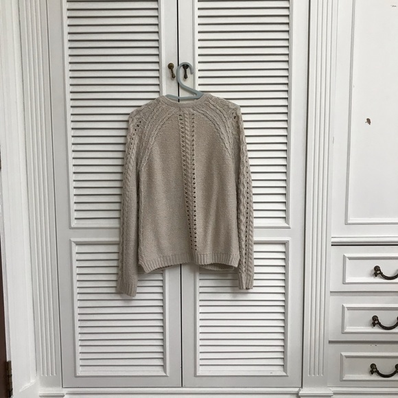 Cute cozy cableknit cardigan - Picture 3 of 4